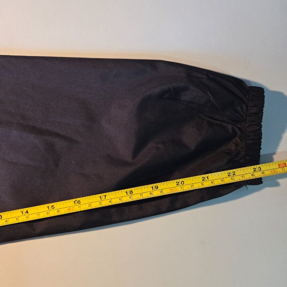 Mountain Ridge Windbreaker - Picture 5 of 6